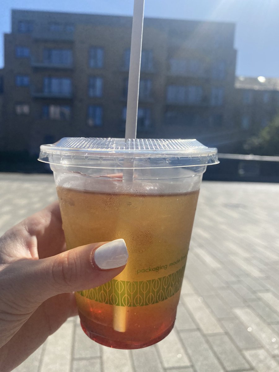 MissKempMusic's tweet photo. Lunchtime treats from our very own Boroughmuir Beans! Raspberry iced tea going down a treat in this sunshine 🌞 https://t.co/xh39qVdoE5