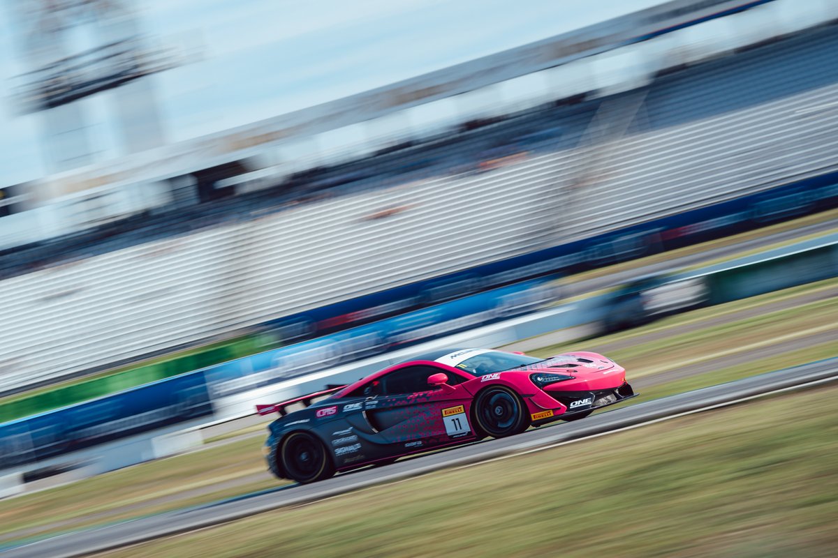 @adam_wilcox secured fifth in both races, with @JonLracing and Michael O'Brien achieving weekend bests of sixth and fourth overall!

@BradleyEllis1 finished both races fifth in class.

#BRDC #McLarenTrophy