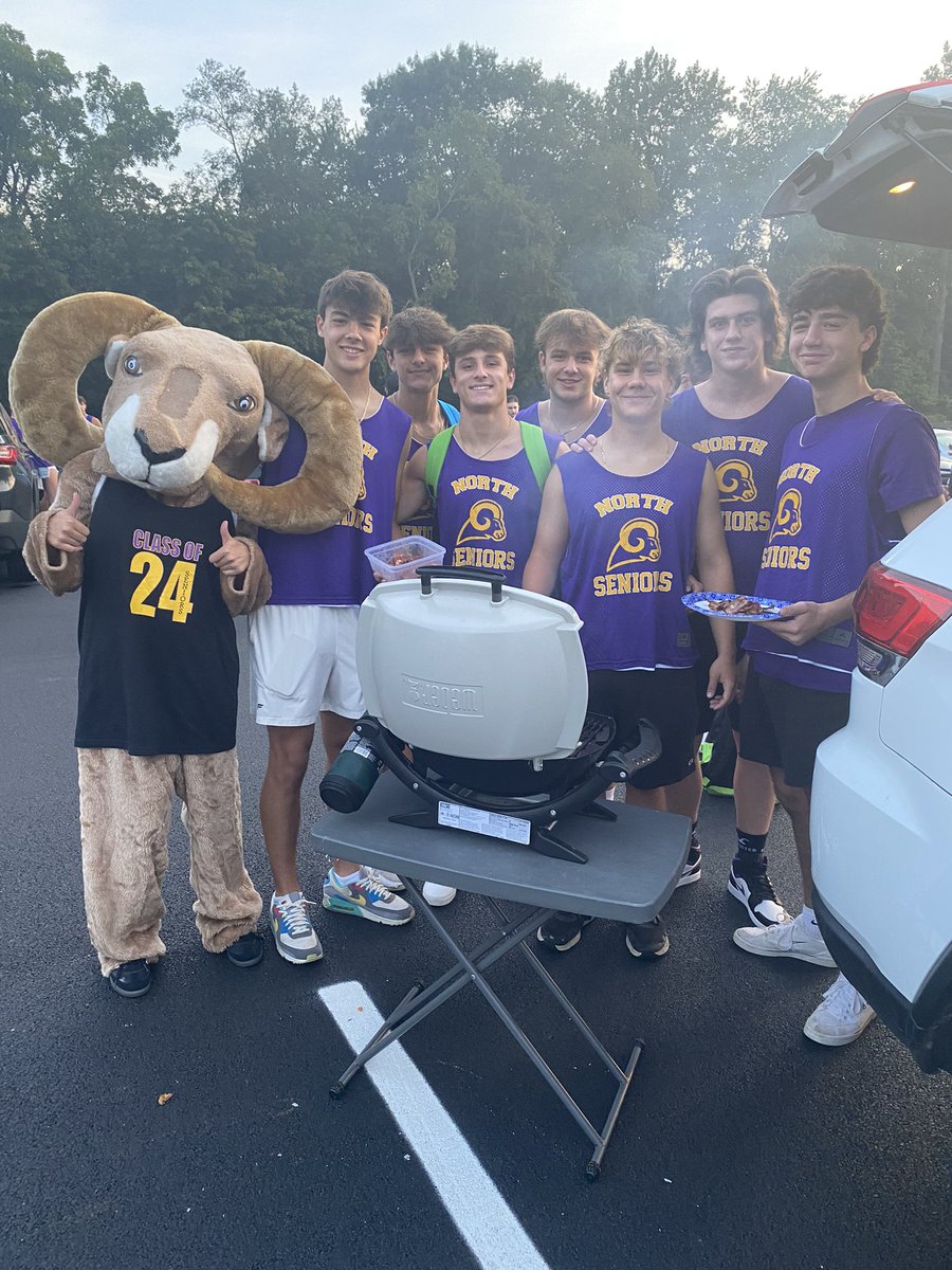 careim2's tweet photo. Welcome Back CHSN! We are thrilled that our campus is open and our students are back! Thanks to all that made this happen! #ramarkable #firstdayofschool @ccsdschools https://t.co/9XlCvWwA2S