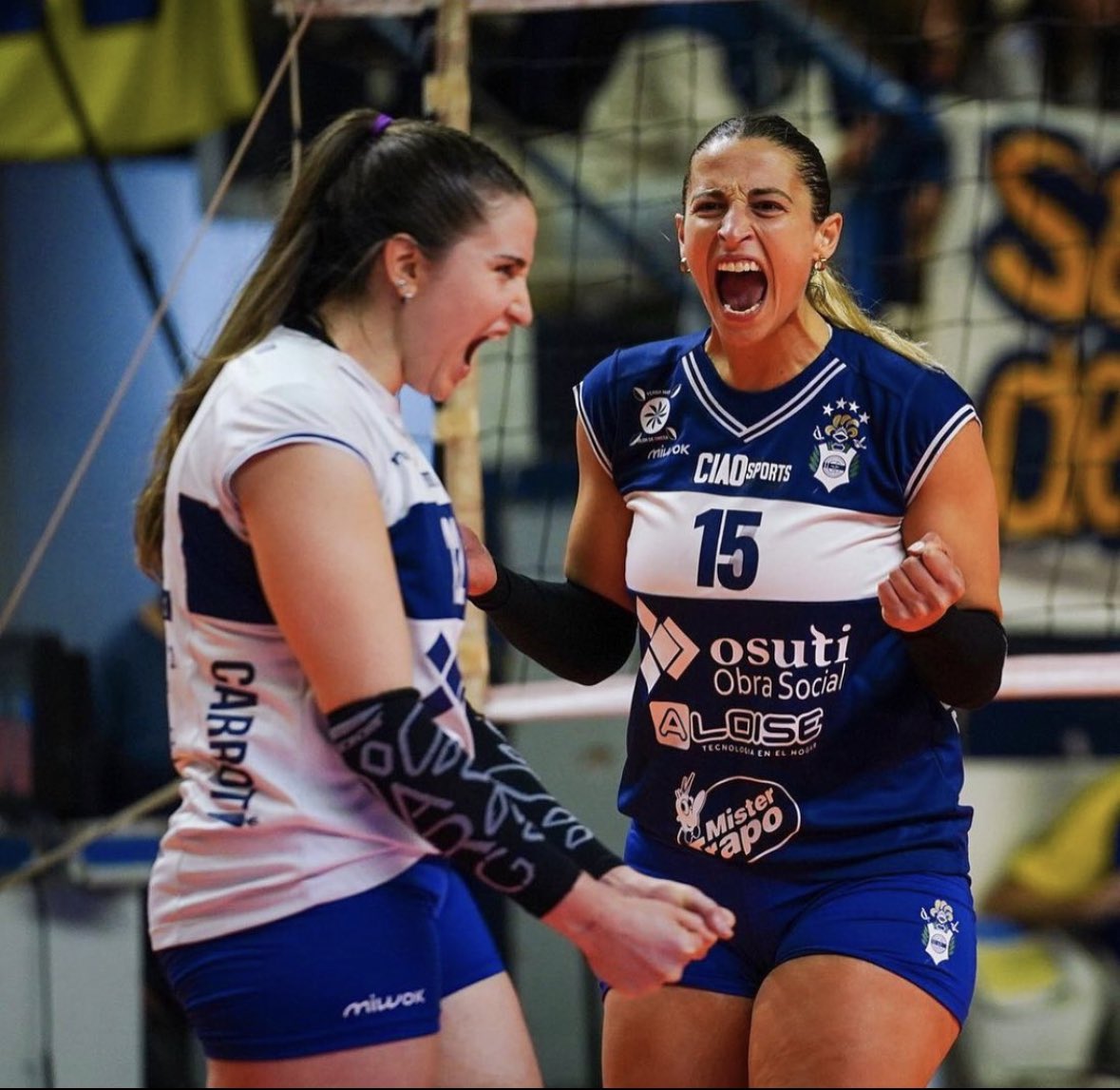gimnasiaoficial's tweet photo. 🏐¡Miércoles de vóley en el Poli! Las Lobas se enfrentan a River, desde las 21:00 horas, por la quinta fecha del Metropolitano y, como siempre, tu aliento será fundamental.

🎟️Venta de entradas
⌚Martes desde las 12:00 a las 20:00 horas
📍Boleterías de la Sede Social de calle 4

#DaleLobo #FábricaDeJugadoras
