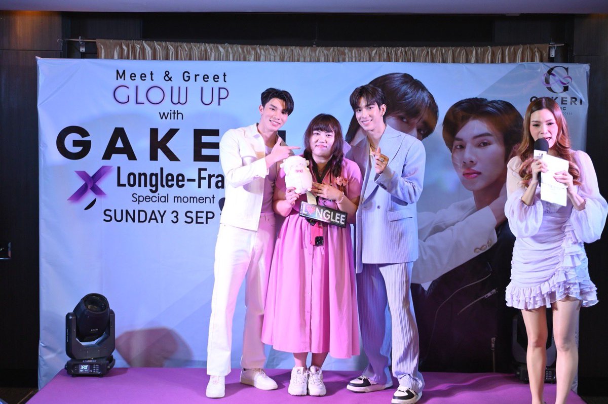 luciashincheng's tweet photo. ขอบคุณค่ะทีมงาน
@Gakericlinic 
รูปถ่ายสวยมากค่ะ

@LongshiLee7 @FThanatsarun 
หล่อมากเลย

#gakerixlongleefrank
#กาเกริxหล่งลีแฟรงค์
#longleefrank #หล่งลีแฟรงค์
#gakericlinic
#frankthanatsaran
#longlee 
#longshilee https://t.co/VNAf3nZ4Nd