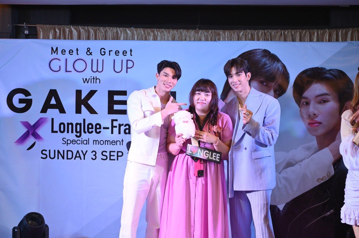 luciashincheng's tweet photo. ขอบคุณค่ะทีมงาน
@Gakericlinic 
รูปถ่ายสวยมากค่ะ

@LongshiLee7 @FThanatsarun 
หล่อมากเลย

#gakerixlongleefrank
#กาเกริxหล่งลีแฟรงค์
#longleefrank #หล่งลีแฟรงค์
#gakericlinic
#frankthanatsaran
#longlee 
#longshilee https://t.co/VNAf3nZ4Nd