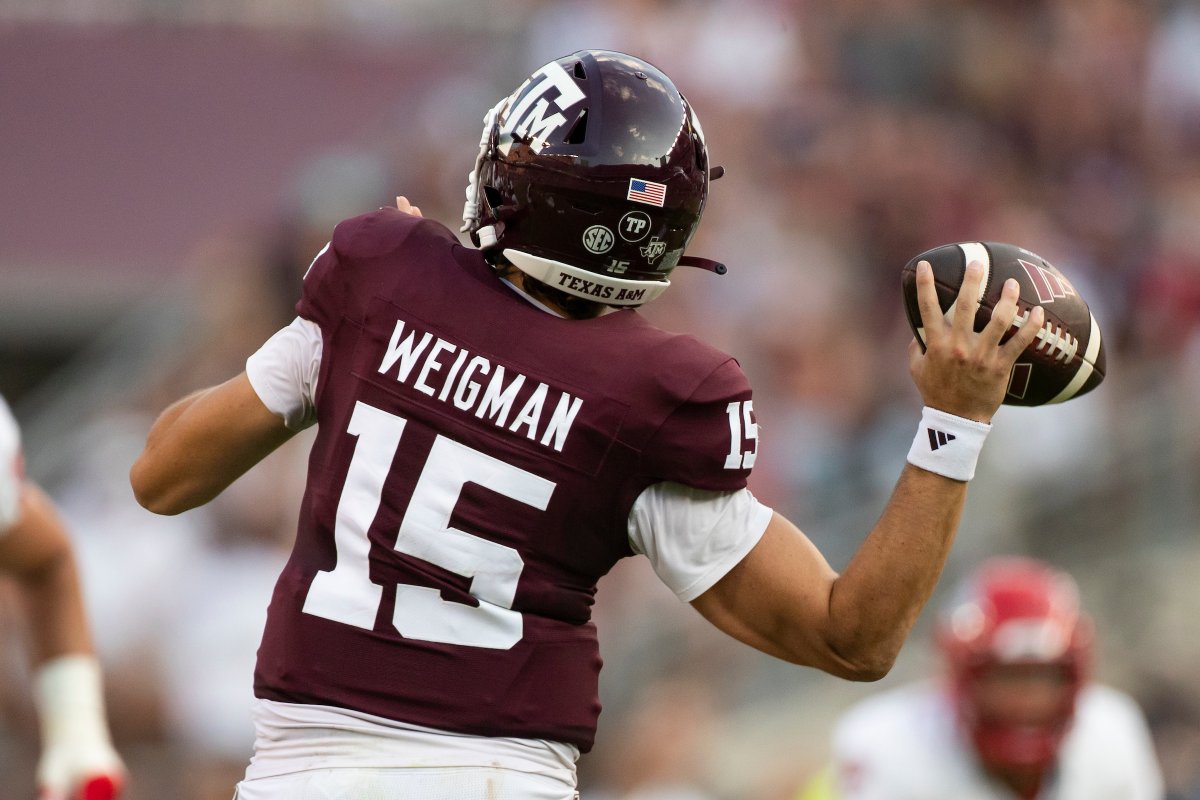 AggieFootball's tweet photo. Through Week 1, the nation's highest Total QBR score of 97.2 belongs to this guy ⤵️ https://t.co/zWIa8Sn7kS