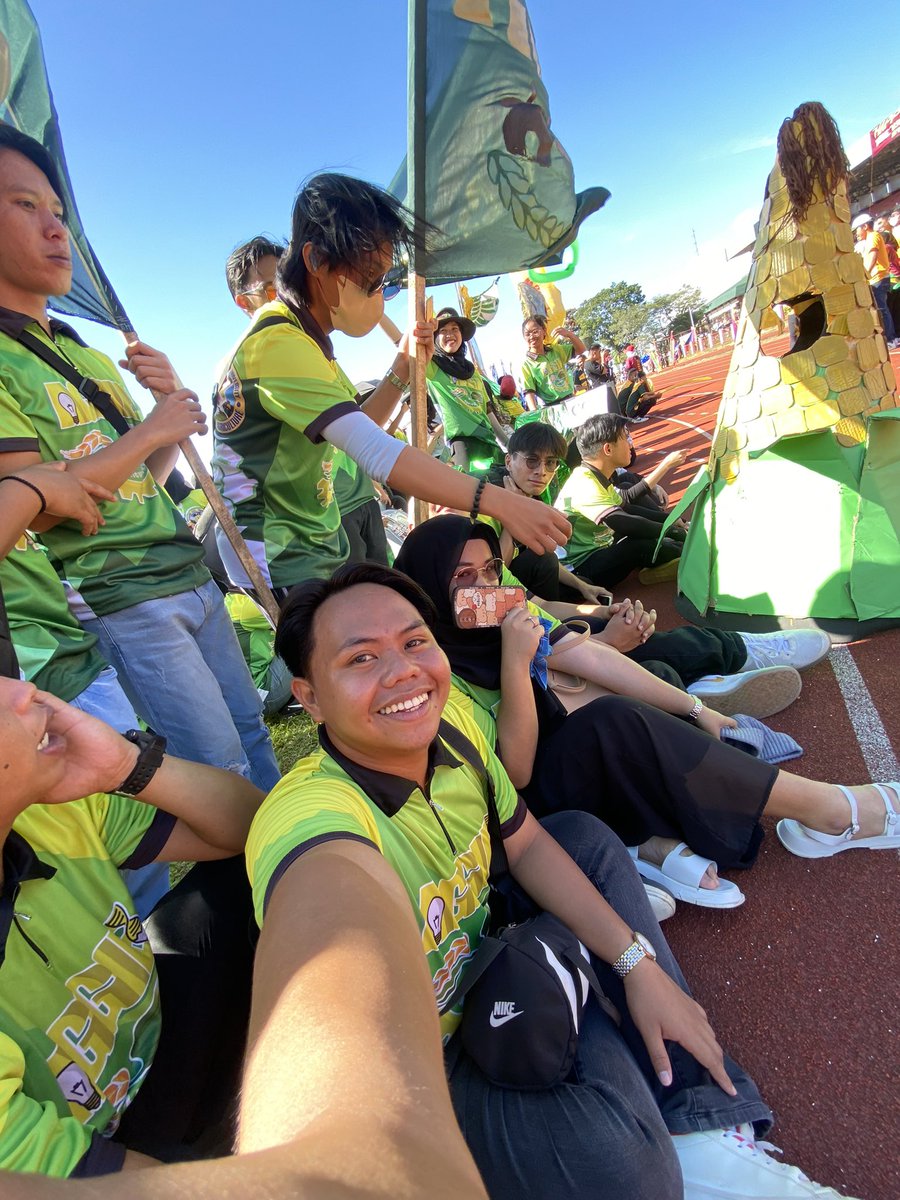 rawpknows's tweet photo. So lucky to have them. Chief ministers of different colleges + my co- officials sa college 🫶 labyu all https://t.co/ZTBPFQVnh4