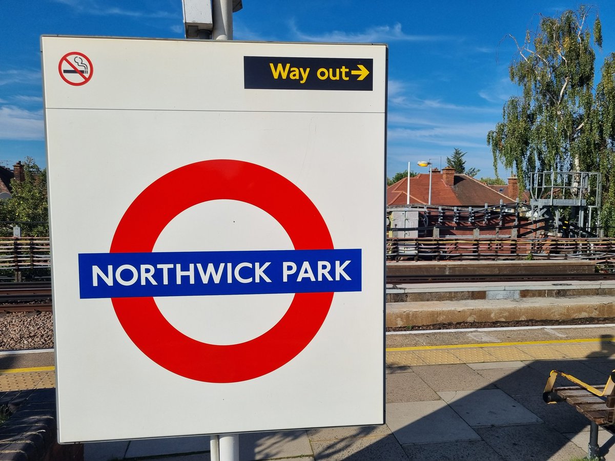 RoadsignReport1's tweet photo. Why Northwick Park? Video coming soon(ish) #tube #metline https://t.co/6VVokcHZLG