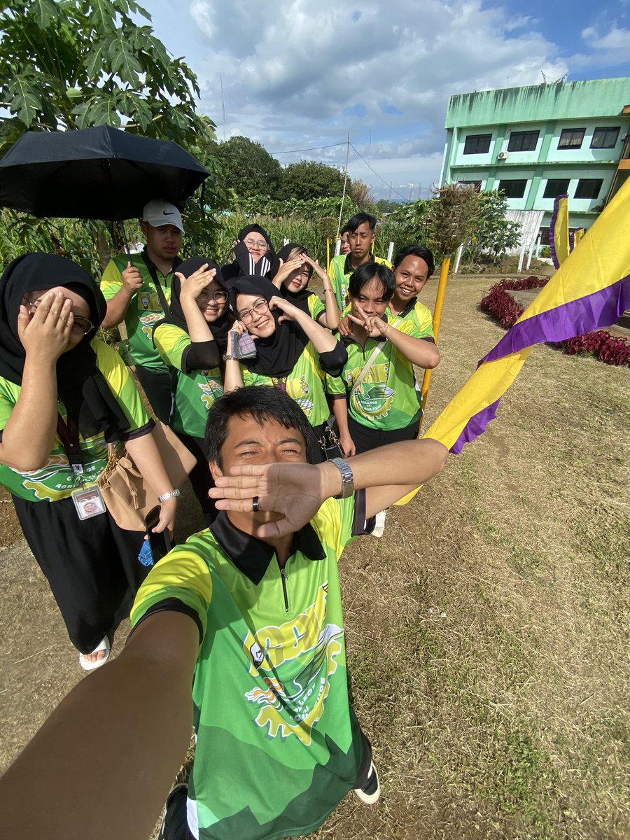 rawpknows's tweet photo. So lucky to have them. Chief ministers of different colleges + my co- officials sa college 🫶 labyu all https://t.co/ZTBPFQVnh4