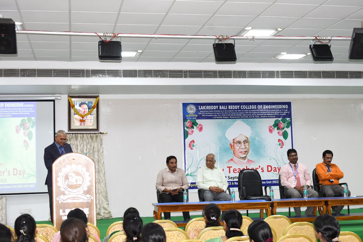LBRCE1's tweet photo. Happy Teacher's Day to all Teaching Faternity. Memorable celebration by #lbrce #nss #iqac and felicitation to Dr Chandrasekharam, who is the former principal and retired professor.  #ugc #aicte #teachersday2023 #nirf https://t.co/5luiPDOauY