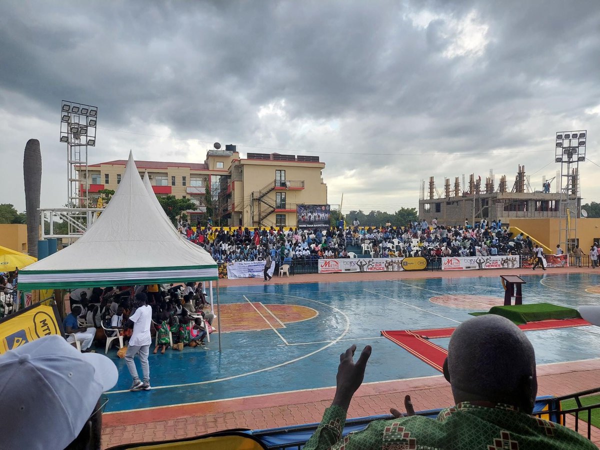 Welcome back home Heroes 🇸🇸🏀☝️🇸🇸
We dedicate this victory and brilliance to our martyrs, headed by the resident living leader, Dr. John Garang.
Congratulations to us 

Long live the Republic of South Sudan 🇸🇸🥇🏀!
#SSD_basketball