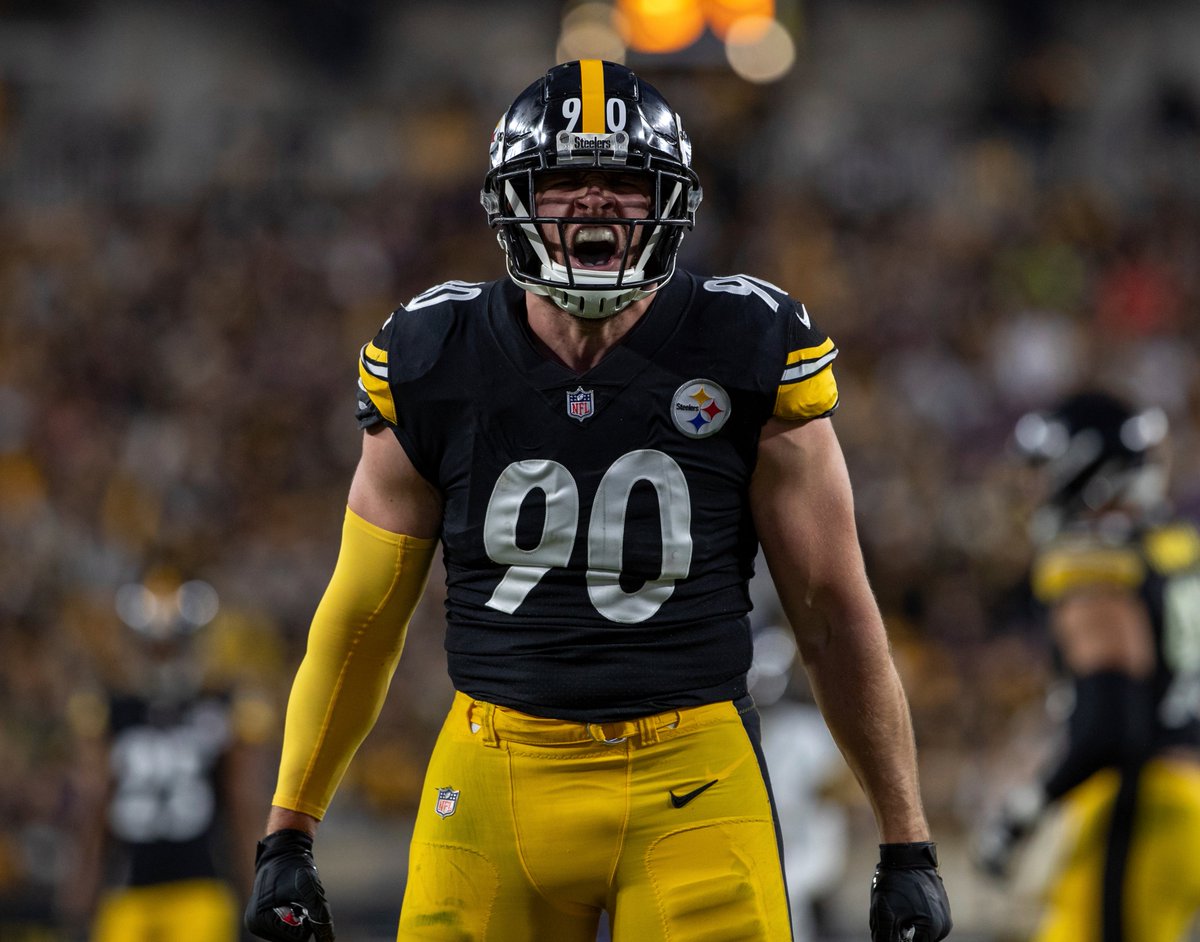 FanDuel's tweet photo. T.J. Watt is the best defensive player in the NFL.

❤️ for True
💬 for False (and say who is)

#HereWeGo | #NFL https://t.co/Vh95ufVG96