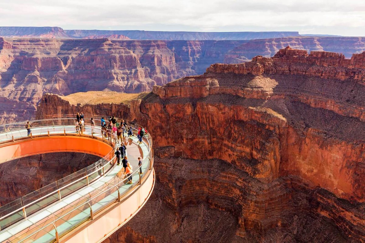 bulitinco's tweet photo. Explore the Grand Canyon and its breathtaking vistas https://t.co/4ttjpXB2XL