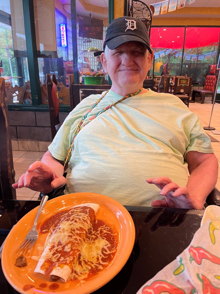 We love going out on the town and sharing in each other's company! 🌮 #OutAndAbout #Cancun