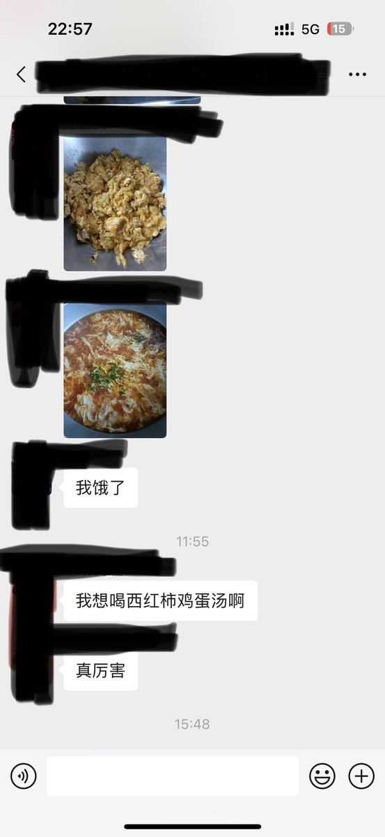 Moyoqi's tweet photo. @iPaulCanada 恶心不死你们，这几个菜哪里看出来好吃的？ https://t.co/AWzVULMpDP