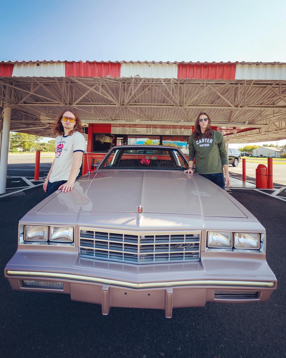 New single “Wayward Woman” streaming everywhere this Friday. Pre-save here: sym.ffm.to/ff_waywardwoman
.
.
.
#frankfordfitler #philadelphia #nashville #wmmr #alt1045philly #rock #rockandroll #bluesrock #vintage #vinyl #montecarlo #chevy #stewartsrootbeer #drivein