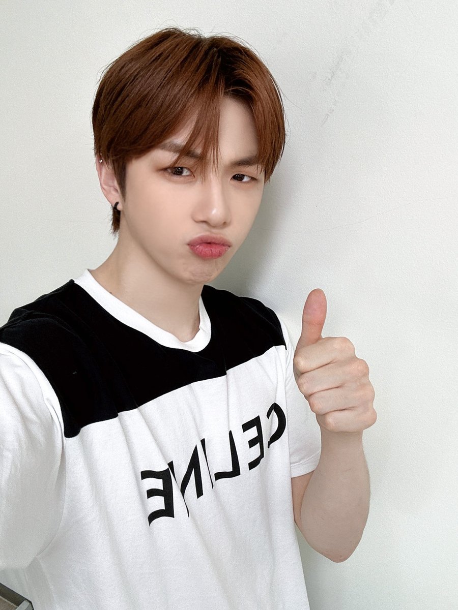 강다니엘 KANGDANIEL tweet media
