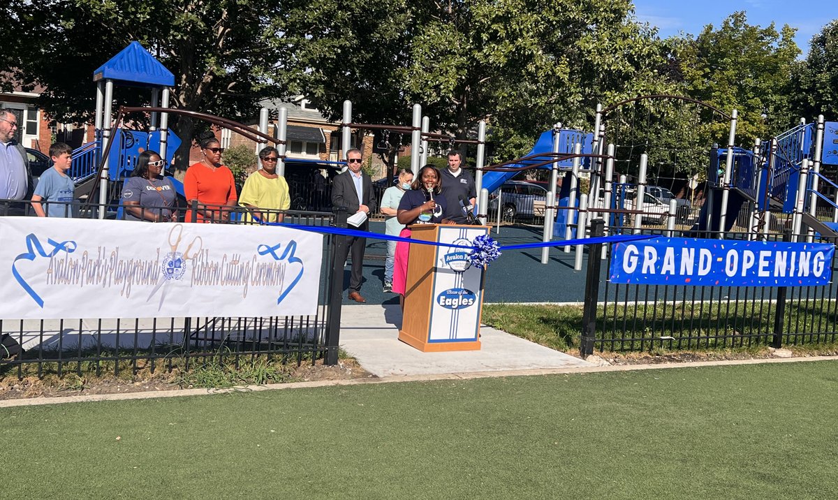 ChiPubSchools's tweet photo. Avalon Park ES, Home of the Eagles, is celebrating the opening of a brand-new and modern playground – one of more than 50 new playgrounds completed for the 2023-24 school year! https://t.co/cJvl8BOTPu