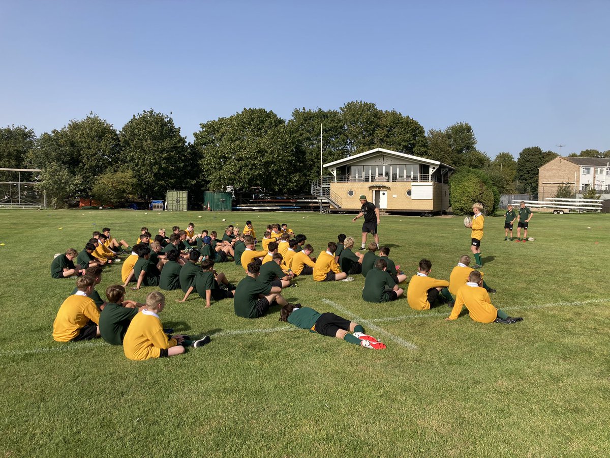 TWBS_SPORT's tweet photo. Year 9 after school rugby under Mr Chester’s expert guidance https://t.co/QqweYAoTbT