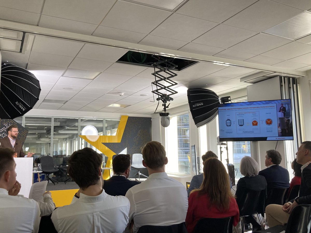 EurotranConseil's tweet photo. Attending @NEVOMO_tech premiere on #Magrail @eaTransport #revolutionaryevolution https://t.co/y31InTntZ6