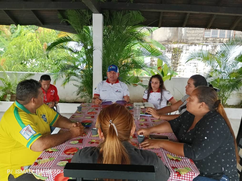 #Enterate TRANSAPURE CUBRIRÁ LA RUTA EL NULA - GUASDUALITO 📷 

Trabajo que se logra luego de las mesas de trabajo en el GABINETE DE CALLE que adelanta el Gob. .<a href="/eduardopiate2/">eduardo piñate</a> en el estado #Apure  esta ruta se realizara dos días por semana, MARTES y JUEVES. #VidaYPazSonLaPremisa