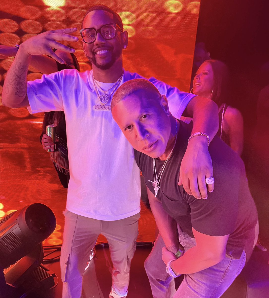 Drunk nights with my Unc Bibby👑
KNODAT x TEAMDIME 💎💎