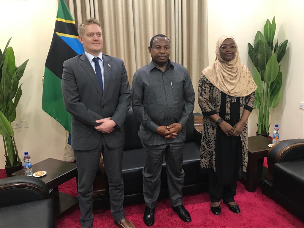 RickShearn's tweet photo. Saying Kwaheri is never easy. But farewell 🇹🇿 and the team at @UKinTanzania 

From Zanzibar to the Serengeti, we’ve enjoyed every minute of our time exploring East Africa. 

And… hola to 🇨🇴! About to begin learning Espagnol before joining the team @UKinColombia … https://t.co/POulYeuxDU