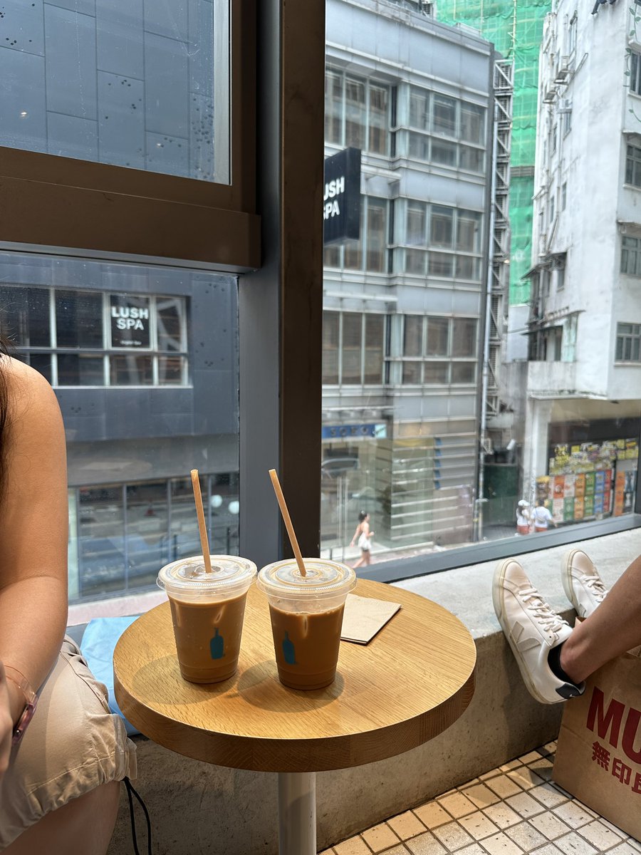 echadesya's tweet photo. pernah ada yg ngomong ke gue, “keseringan ngopi gak nikah-nikah” wk alhamdulillah sekarang sering dibayar buat ngopi. lagian prioritas orang kan beda-beda. mungkin yang ngmg udh gak inget, tp gue bakal inget sampe kapanpun. 😀 https://t.co/n9kF0D8njA
