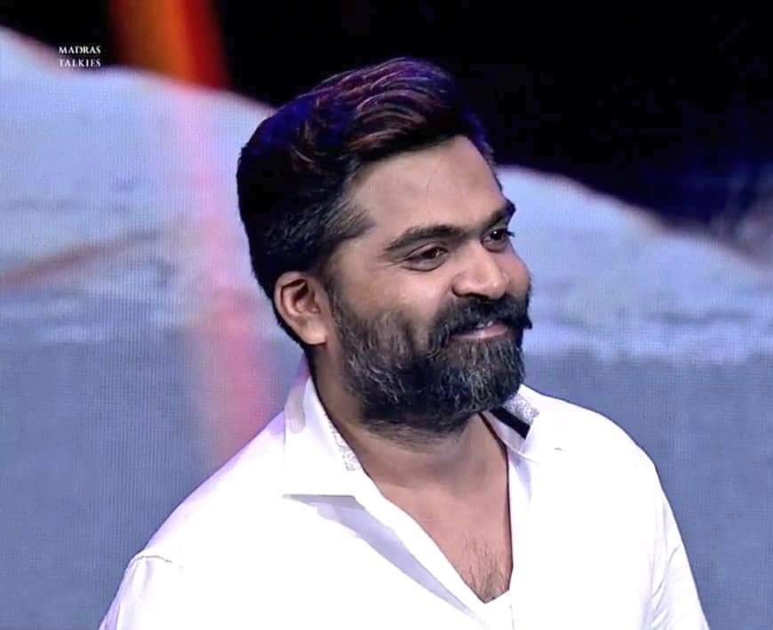 kayaldevaraj's tweet photo. #Throwback
Actor #STR At #ChekkaChivanthaVaanam Audio Launch
#CCVAudioLaunch
#CCVUnplugged
#ManiRatnam @arrahman @vairamuthu @thearvindswami #STR @prakashraaj @arunvijayno1 @VijaySethuOffl @LycaProductions #Jyothika @aditiraohydari @MadrasTalkies_ @hariharannaidu https://t.co/0b7y9vOzRH