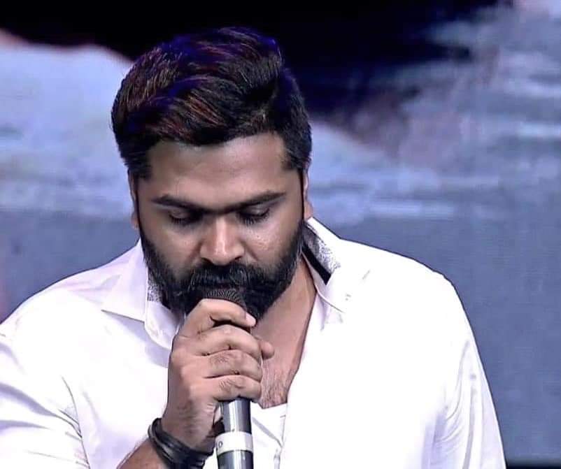 kayaldevaraj's tweet photo. #Throwback
Actor #STR At #ChekkaChivanthaVaanam Audio Launch
#CCVAudioLaunch
#CCVUnplugged
#ManiRatnam @arrahman @vairamuthu @thearvindswami #STR @prakashraaj @arunvijayno1 @VijaySethuOffl @LycaProductions #Jyothika @aditiraohydari @MadrasTalkies_ @hariharannaidu https://t.co/0b7y9vOzRH
