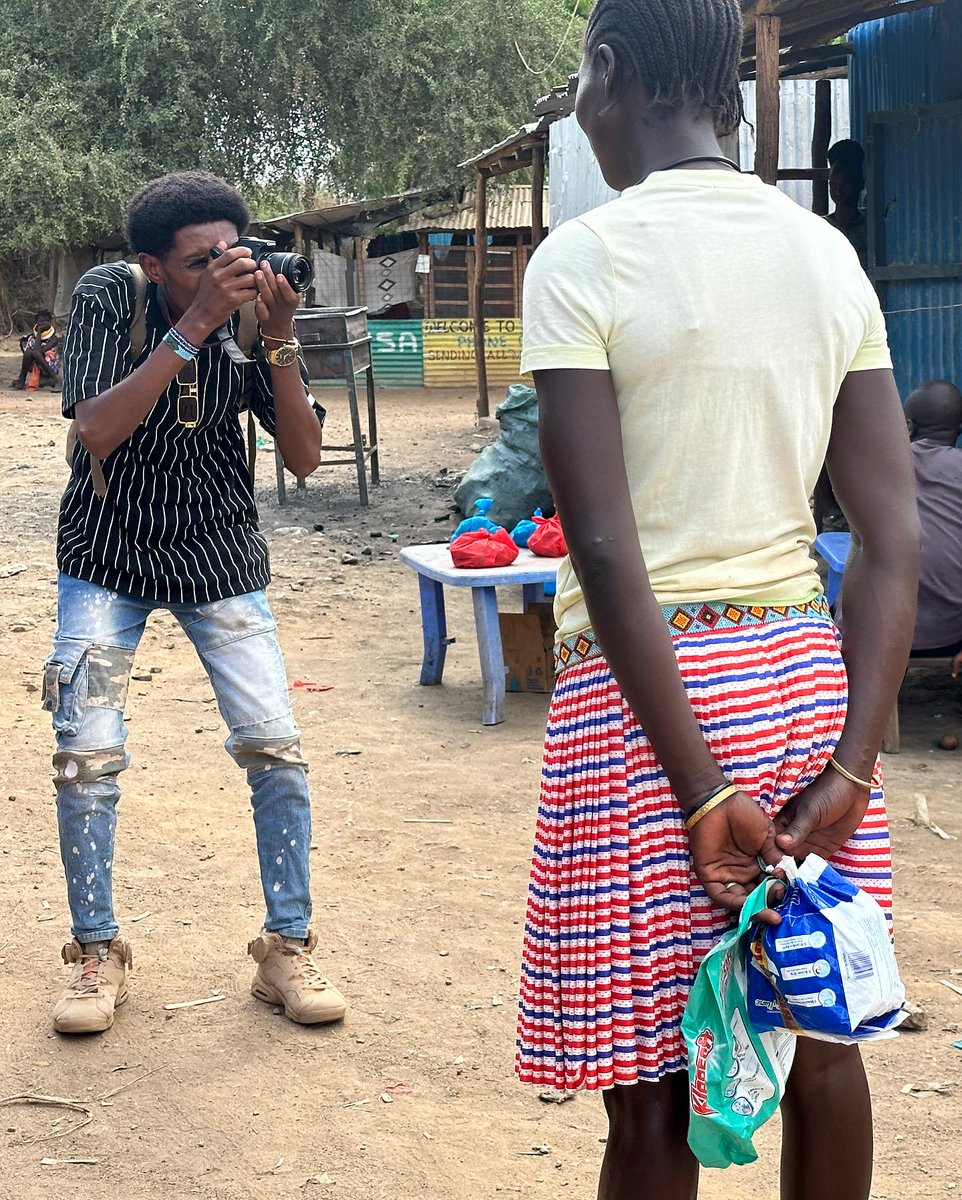 Students at Kakuma Refugee Camp in #Kenya where we just taught a Visual Storytelling Workshop in partnership with @ElimishaKakuma and @opensocietyuniv to help gifted students gain access to higher ed. Our initiative is part of ongoing work with @Rutgers_Newark