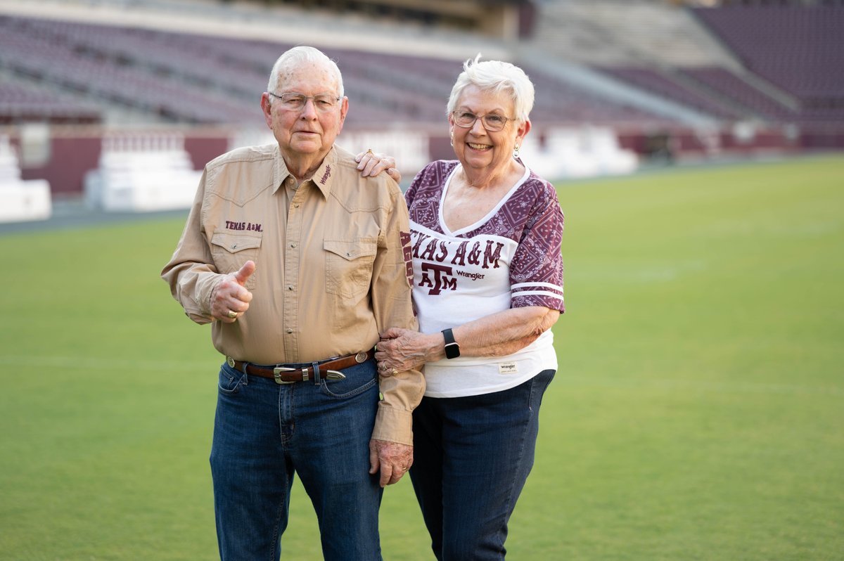 Maroon U tweet media