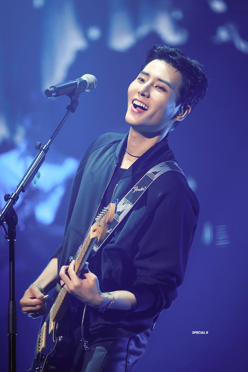 special_youngk's tweet photo. 230903 #영케이 #YoungK 

My cat is Rockstar🤘 https://t.co/srXiv82Bo0