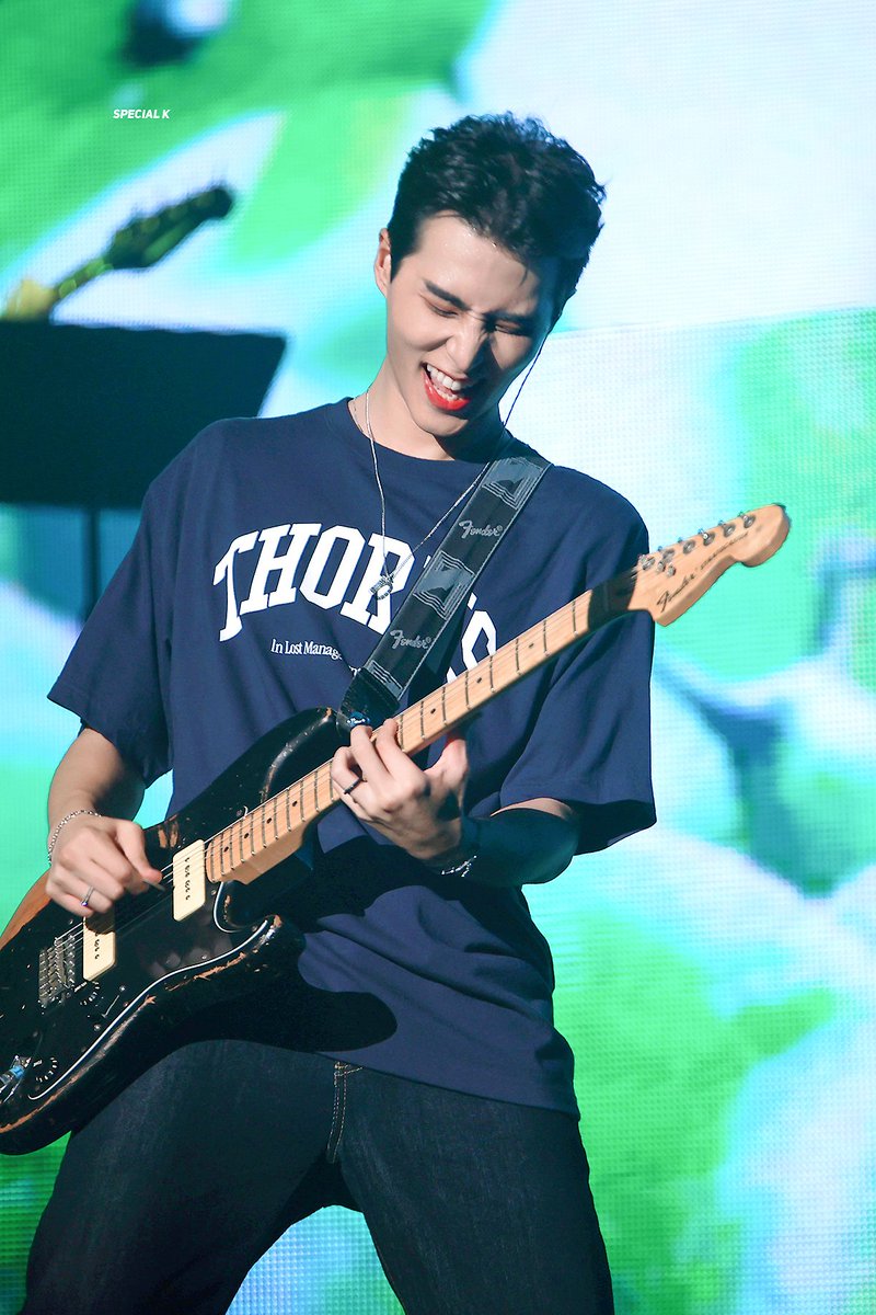 special_youngk's tweet photo. 230903 #영케이 #YoungK 

My cat is Rockstar🤘 https://t.co/srXiv82Bo0