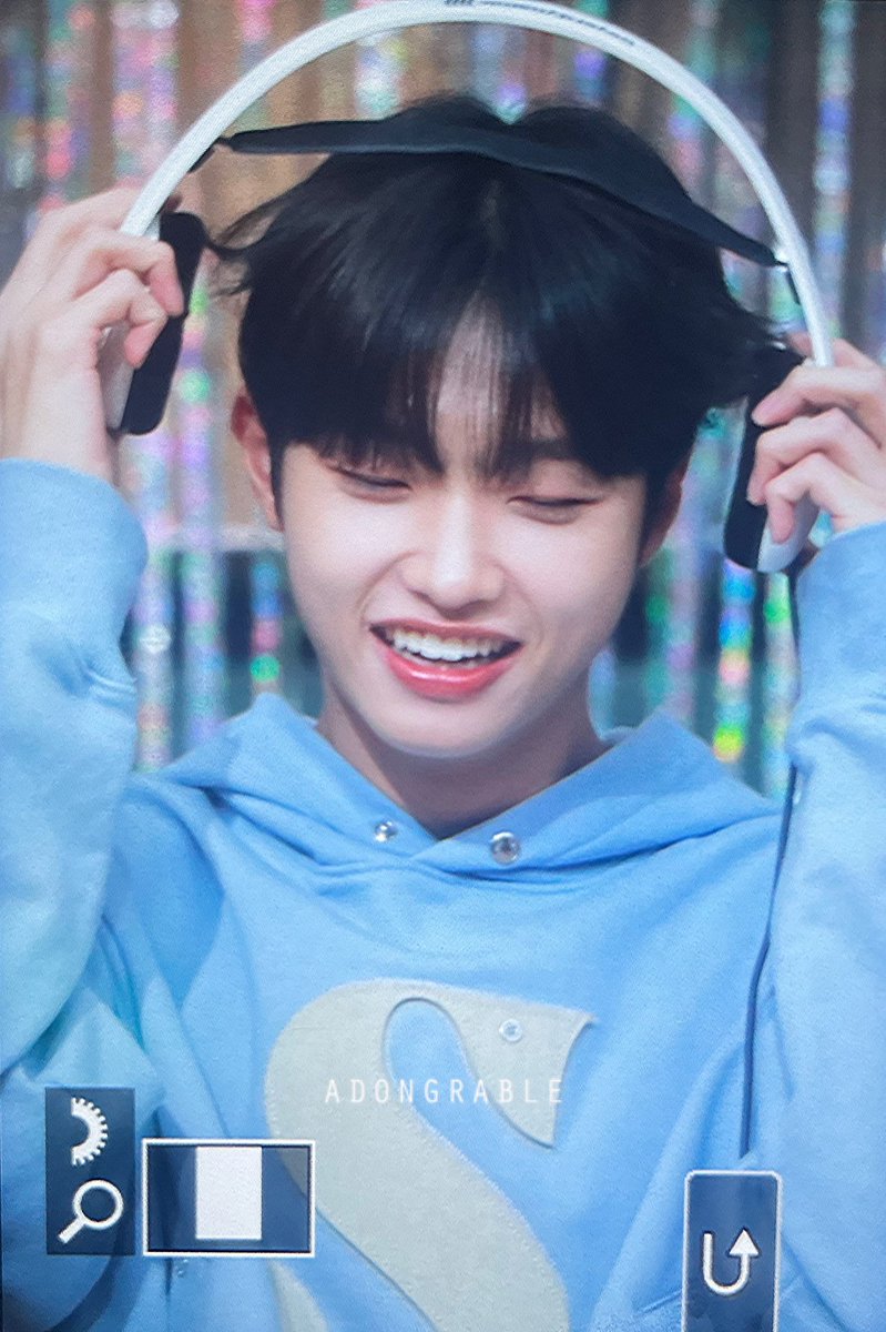 Adongrablesdp's tweet photo. 230905

#빛나의_우리_동표이 
#미래소년 #손동표 #동표 #dongpyo #SONDONGPYO https://t.co/GQUWWbzMef