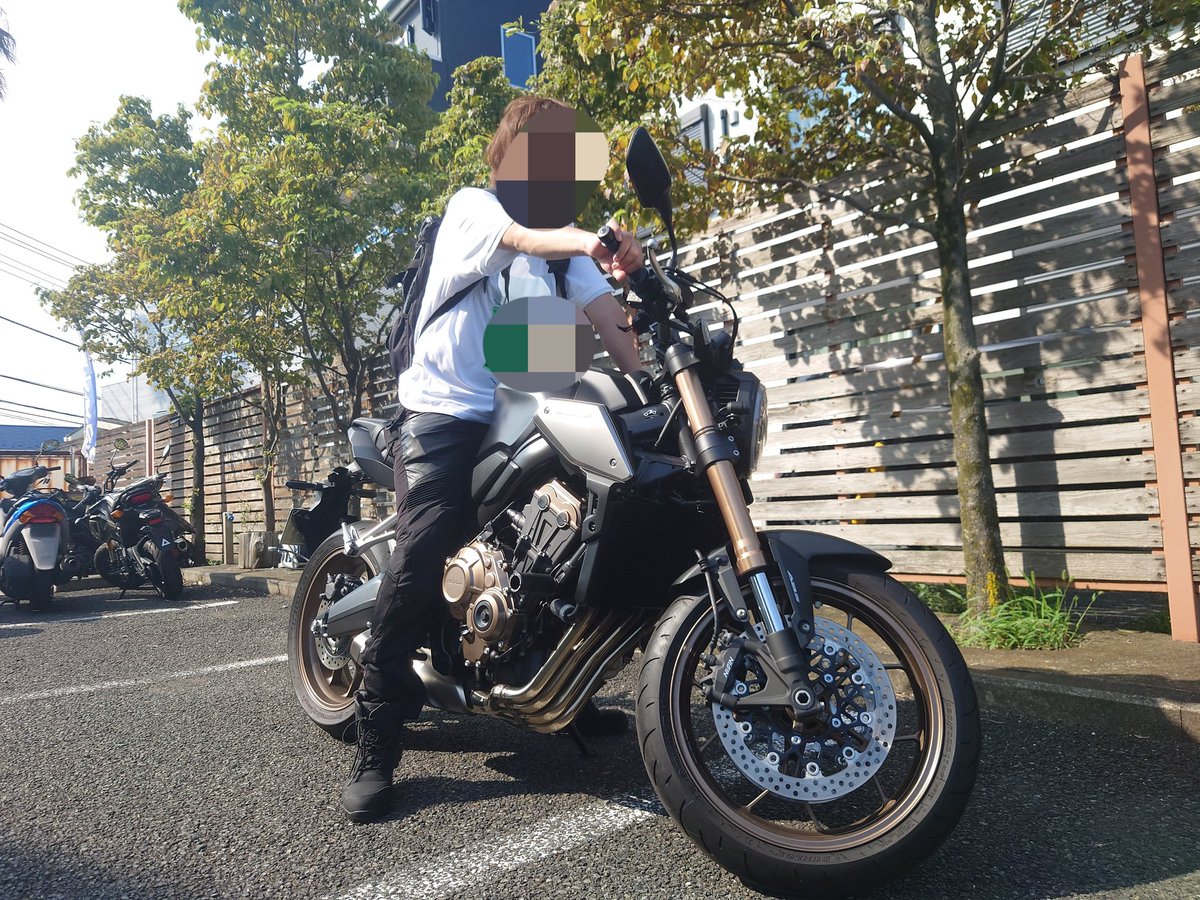 beginnerrider19's tweet photo. 重い腰やっと上げてこれ作りたかったの！

名前：おいも 
年齢：誕生日をもう嬉しく無い歳
性別：🚹
住み：静岡
愛車：CB650R
一言：平日休みで基本ぼっちです
一緒に走ってください(*^^*) https://t.co/1a2RzpfekQ