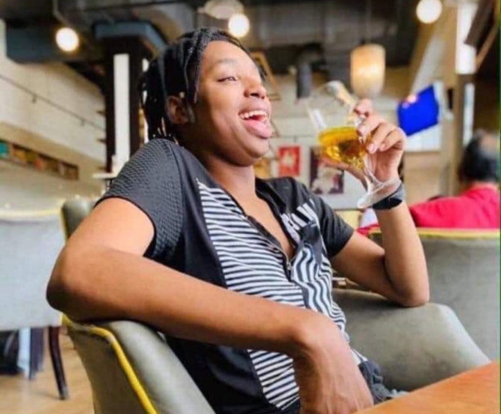 Two witches!

the only difference is one has accepted it with a full chest

the other wants to convince herself she's not...

😭😭😭😭😭😭😭😭😭😭😭😭