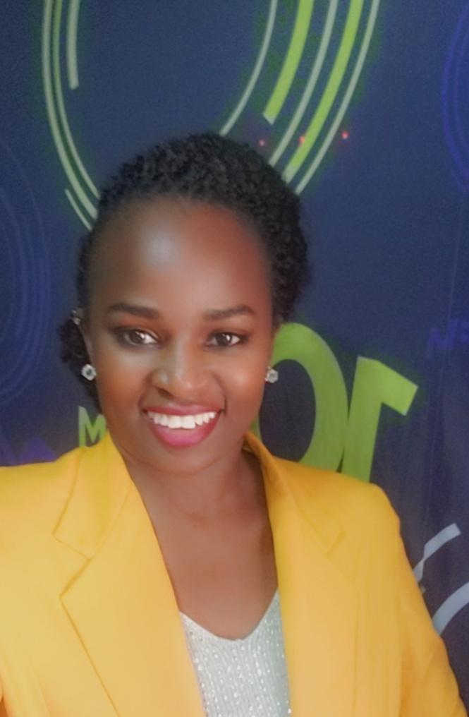 PriscillaNallie's tweet image. Its that time, i curve out my own love story with @powerfmuganda on #BeyondTheGame @6pm
From a fan to a show host, from hosting one show a week to commanding a daily sports show and rising through the ranks back-end. I truly have alot to celebrate with
2018 vs 2023 #PFMat25