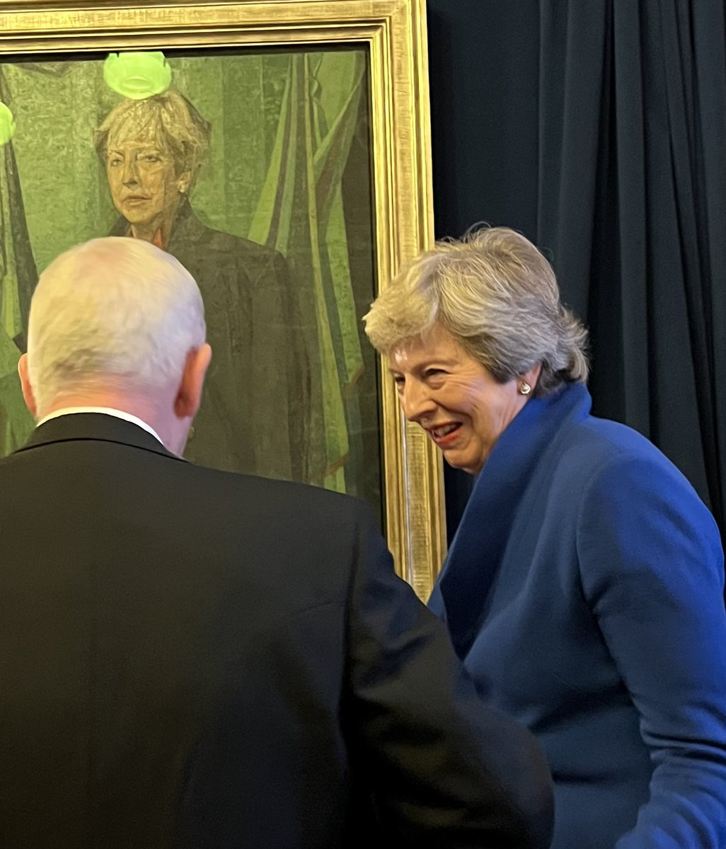 Sir Roger Gale tweet media