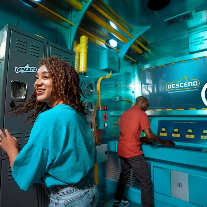 🔐 Unlock the best day ever! 🕵️‍♂️ Only the cleverest teams have what it takes to conquer these thrilling escape rooms. Do you? 👉 bit.ly/3SEXoXy

#virginexperiencegifts #giftideas #thingstodo #escaperoom