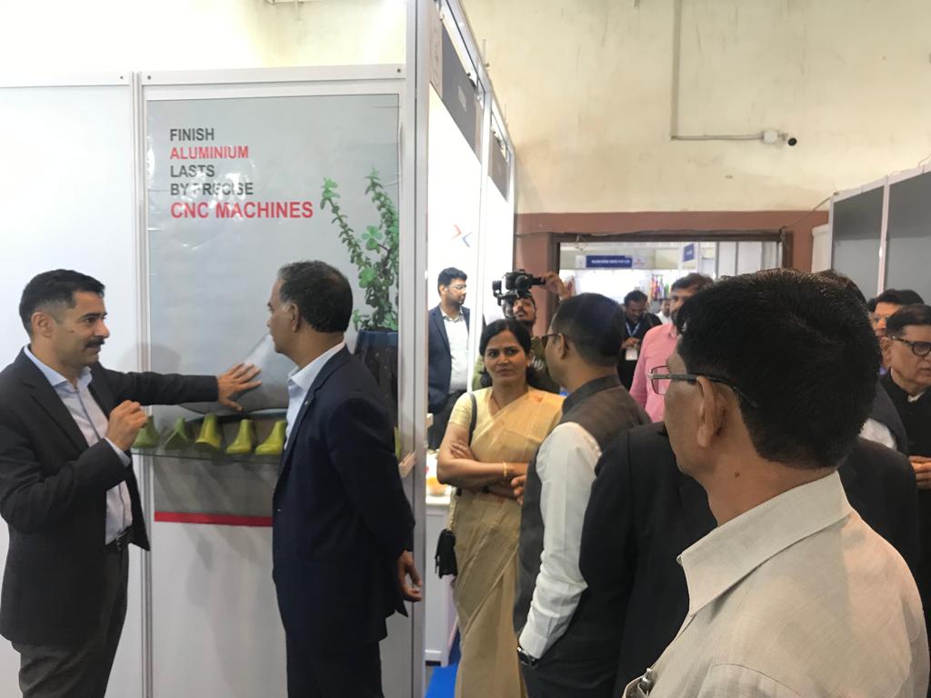 Lidcom_'s tweet photo. The event is organised by IFCOMA, its sponsered by LIDCOM, and it is supported by Footwear Market News. 
The event expects around 3000 visitors, according to response and awarness about footwear components With an exhibition space of 1,500 square metres. https://t.co/aZOkWPmjd9