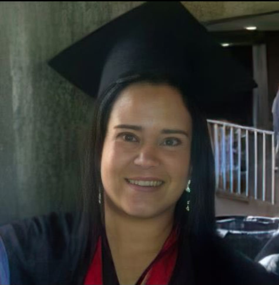 #ATENCION

Esta es la jueza de la dictadura, Grendy Duque (CI: 17082690), quien condenó a 6 sindicalistas a 16 años de prisión por exigir derechos laborales.

Esta señorita es mano derecha de Tarek William Saab en la fiscalía. Es especialista en falsificar testigos para condenar