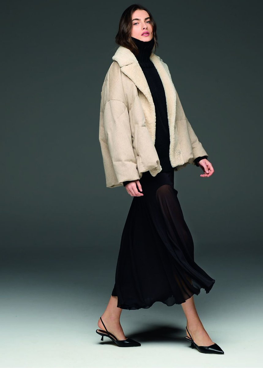 kendam_com's tweet image. Simonetta Ravizza Pre-Fall 2023 collection lookbook kendam.com/news/lookbooks… 

#SimonettaRavizza #PreFall2023 #Lookbooks #Fashion #Kendam