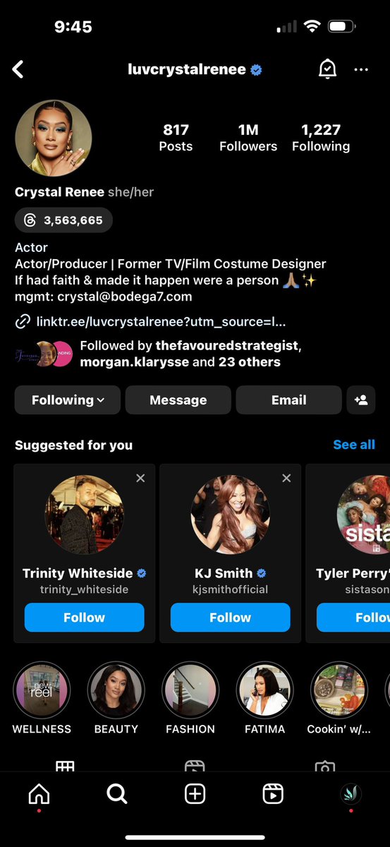 AzureReadingIt's tweet image. #Thereason #KIPS #crystalrenee #1millionfollowers