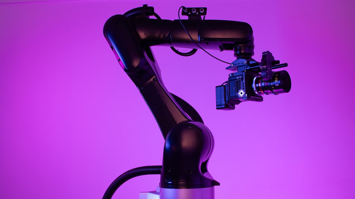 #moco #motioncontrol
#cinebot #cinemarobot
#kuka #highspeed #slowmo #slomo #slowmotion #1000fps #cinematography #practicaleffects #thecamden #studio #photography #director #photographer