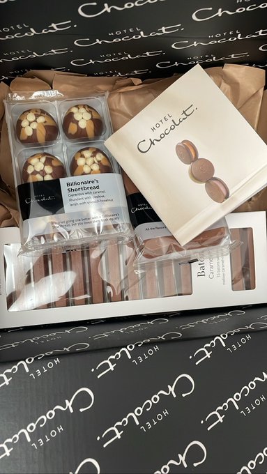 Thank you 🙇🏻&zwj;♂️🥰🍫 https://t.co/20Nz1PXAyD