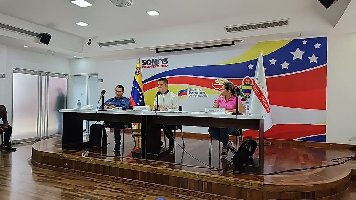 torrealbaf's tweet photo. #05Sep || Participamos en la Reunión Nro 28 del año de la @ViceSocialT_ve, dando cumplimiento a las Órdenes del Compatriota Presidente @NicolasMaduro a través del Sistema de Misiones y Grandes Misiones. ¡Venceremos! 🇻🇪

 @INDeporteVE

@MervinMaldonad0 

#VidaYPazSonLaPremisa https://t.co/UXxuym2bPr