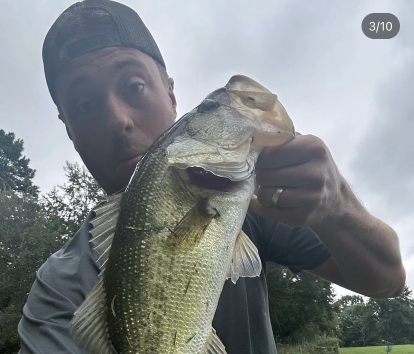 UsedGolfFacts's tweet photo. I joke about JT a lot, but I’ve never seen anyone find something while using pool noodles on the driving range.
It’s a complete & total admission of defeat. Dead man walking. https://t.co/5cbl4Z4Hyt