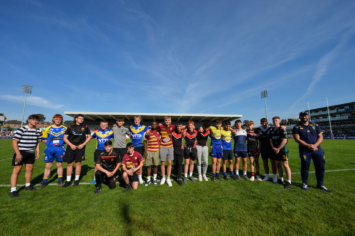WTrinityRL's tweet photo. 🙌| 2024 Scholarship Squad Announcement

Wakefield Trinity are proud to introduce the clubs 2024 Scholarship intake. Over the course of 2023 Wakefield Trinity’s scouting network worked tirelessly find the hottest prospects from all around Yorkshire. 

https://t.co/SUlQgHANJb https://t.co/gW2SvQkm1z