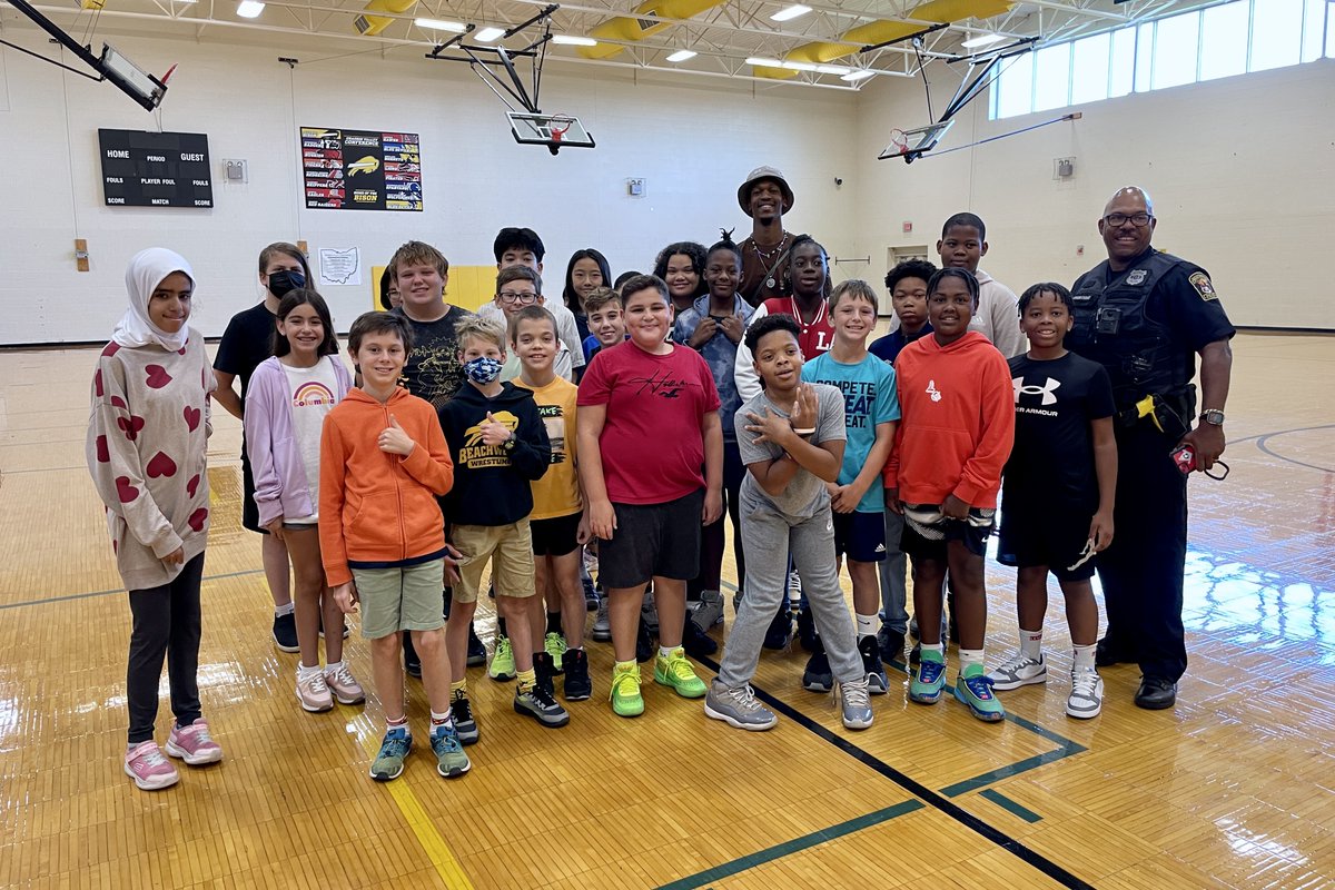 Cleveland Guardians pitcher Triston McKenzie stopped by Beachwood Middle School today to inspire students to Be H.E.A.R.D! Special thanks to Officer Tony Longino for organizing this incredible opportunity for students! #BisonStrong