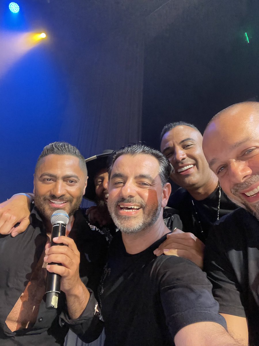 RonyBarrak's tweet photo. Great evening with one of the most humble Artist I’ve met! The supper ⭐️@tamerhosny 🤍🤘🏽Thanks Bro @michel_fadel for the introduction🙏🤘🏽Live crazy party on Stage 🔥with @dooomziii &amp; @tamer__yehia 🤍 
 O by Michel Fadel Egypt amazing place! 30.8.23 https://t.co/pYPQmB5nv6