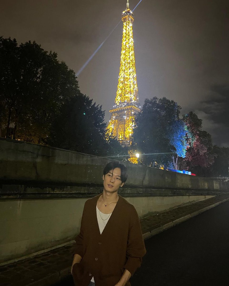 Oh— we meet again, 𝐏𝗮𝗿𝗶𝘀.