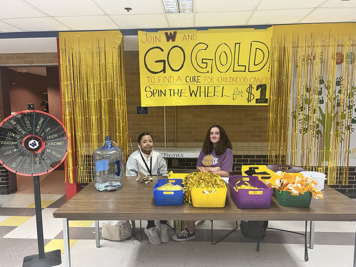 WAactivities's tweet photo. $1 💛 SPIN THE WHEEL for @calsangels is happening all week! Stop by the table to win some fun ⭐️💛☀️ items!!! #MegaStrong https://t.co/IBA4OiPytP